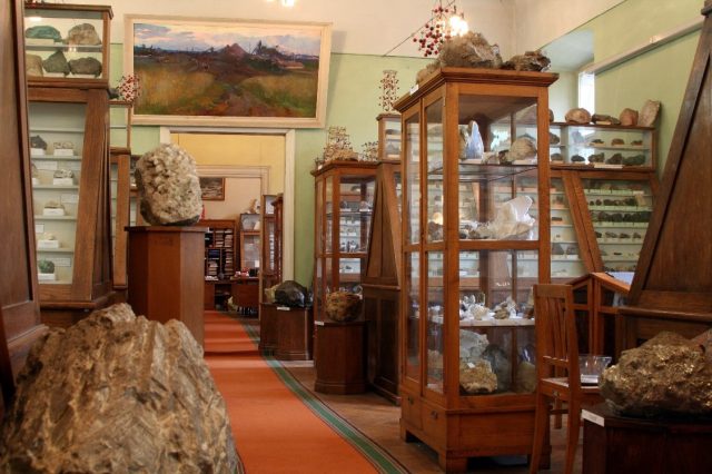 Мінералогічний музей імені Євгена Лазаренка у 2014 р